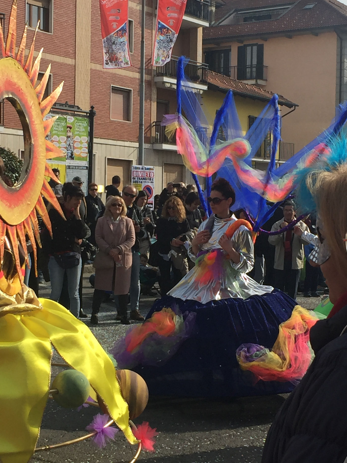 Carnevale di Santhià in camper - Sfilata maschere Santhià